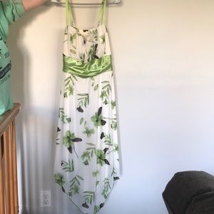 Women’s dress